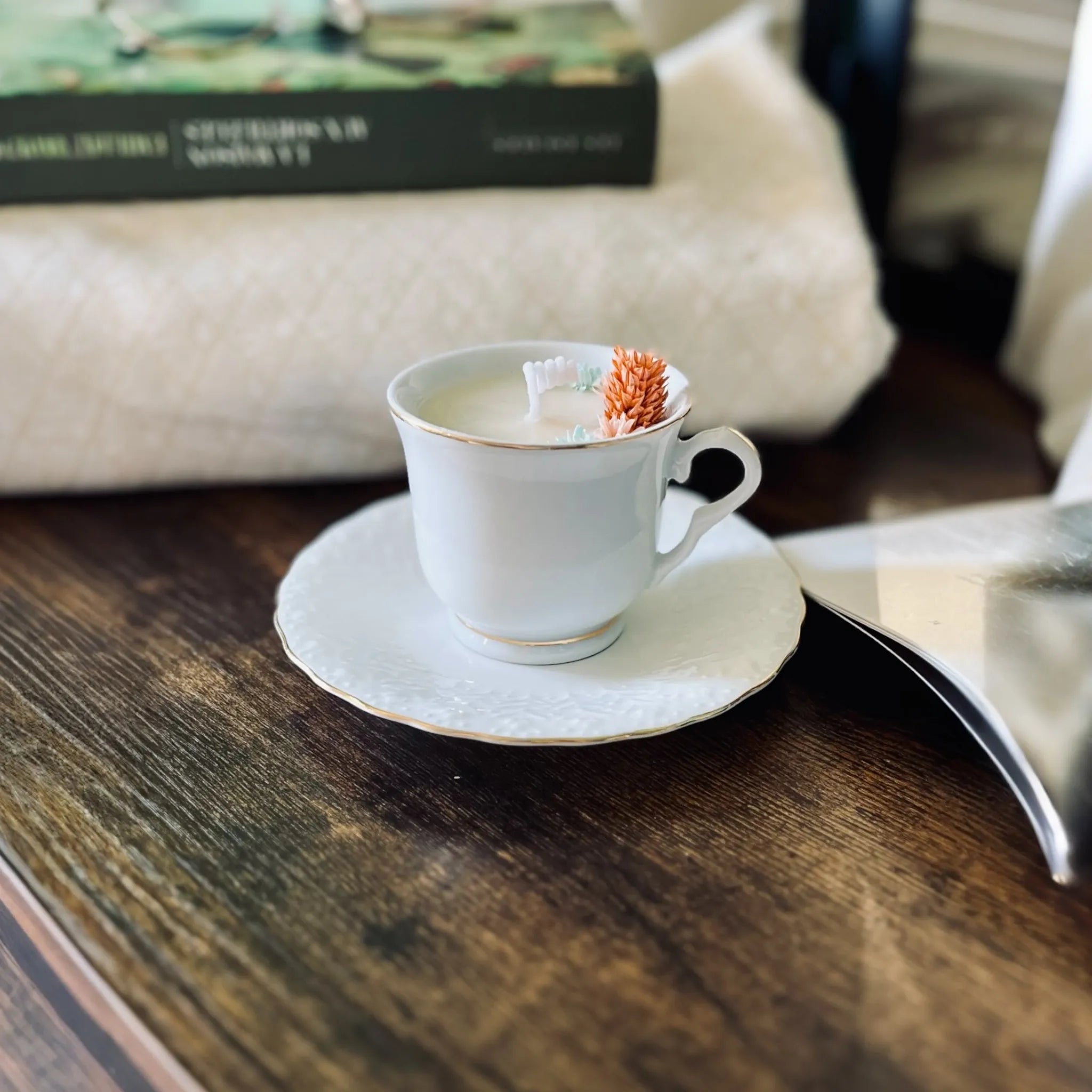 Bougie parfumée tasse blanche Tentation